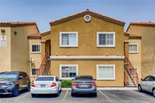 Photo #2: 2322504 Listing