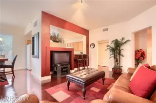 Photo #3: 2322516 Listing