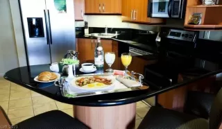 Photo #6: 2322555 Listing