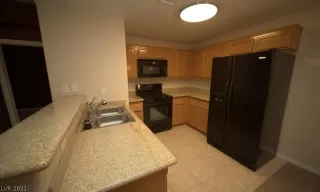 Photo #3: 2322576 Listing 