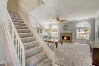 Photo #2: 2322578 Listing