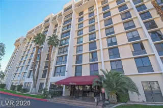 Photo #1: 2322606 Listing 