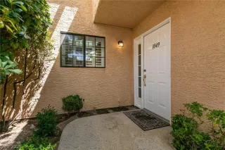 Photo #2: 2322621 Listing