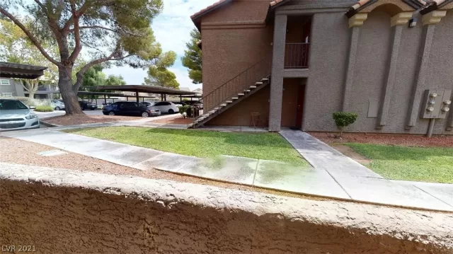 MLS: 2322658 Condo For Sale