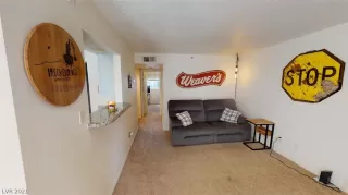 Photo #1: 2322658 Listing