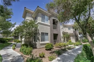 Photo #2: 2322713 Listing