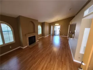 Photo #1: 2322741 Listing 