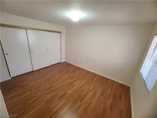 Photo #3: 2322741 Listing 