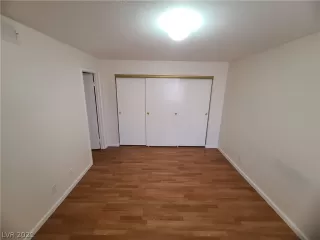 Photo #4: 2322741 Listing 