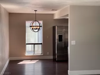 Photo #5: 2322742 Listing 