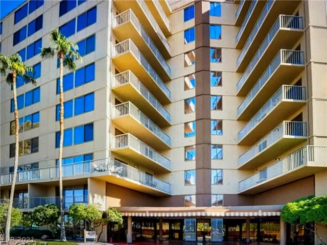 MLS: 2322760 Condo For Sale