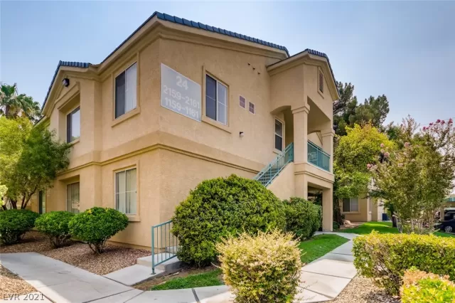 MLS: 2322761 Condo For Sale