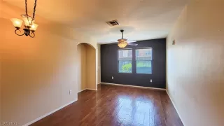 Photo #6: 2322786 Listing 