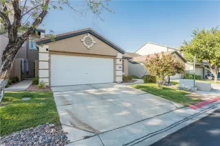 Photo #1: 2322800 Listing