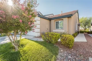 Photo #2: 2322800 Listing