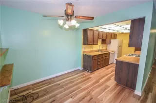 Photo #5: 2322803 Listing