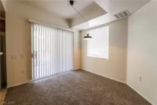 Photo #4: 2322833 Listing