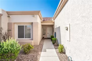 Photo #1: 2322835 Listing 