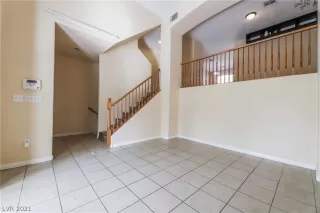 Photo #4: 2322844 Listing 