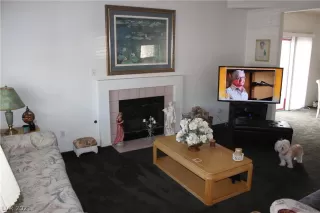 Photo #2: 2322900 Listing 