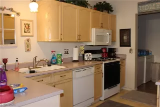 Photo #6: 2322900 Listing 