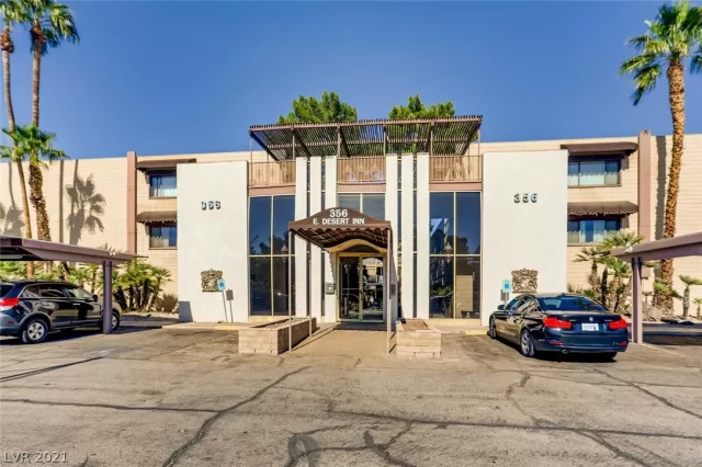 MLS: 2322914 Condo For Sale