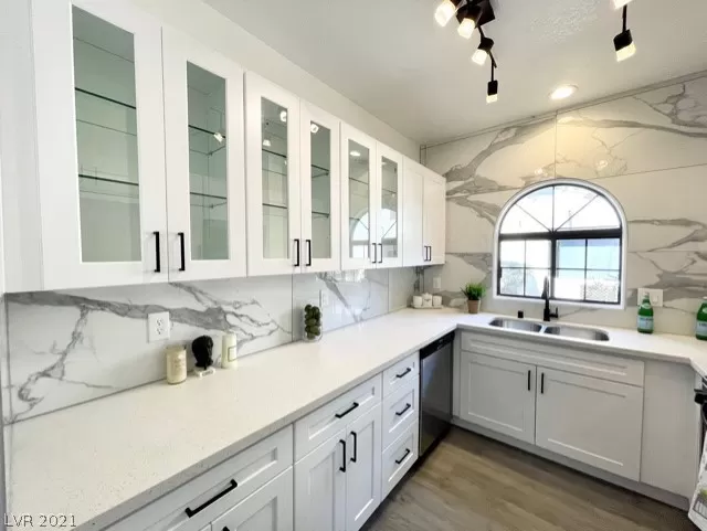 MLS: 2322941 Condo For Sale