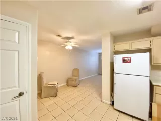 Photo #3: 2322962 Listing 