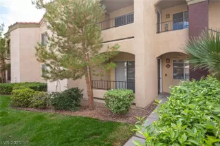 Photo #4: 2322990 Listing