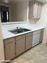 Photo #4: 2322991 Listing 