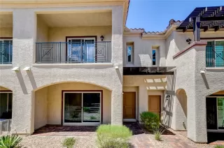 Photo #1: 2322993 Listing