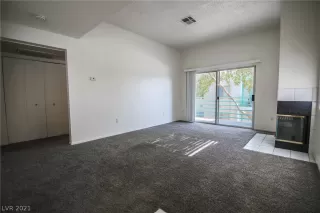 Photo #4: 2323006 Listing