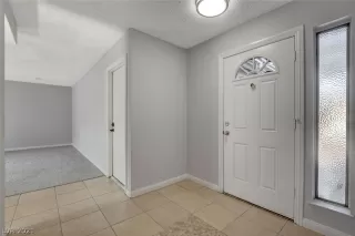 Photo #3: 2323024 Listing