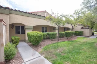 Photo #6: 2323029 Listing