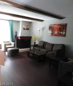 Photo #2: 2323063 Listing