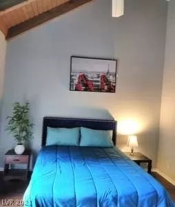 Photo #4: 2323063 Listing