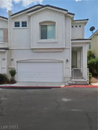 Photo #1: 2323111 Listing