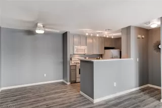 Photo #5: 2323150 Listing 