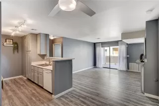 Photo #6: 2323150 Listing 