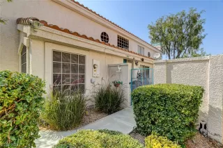 Photo #4: 2323171 Listing 