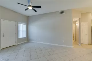 Photo #5: 2323311 Listing