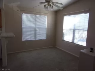 Photo #2: 2323321 Listing