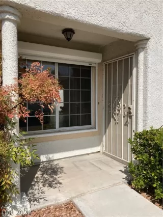 Photo #4: 2323356 Listing