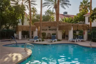 Photo #2: 2323366 Listing