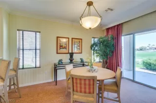 Photo #3: 2323388 Listing