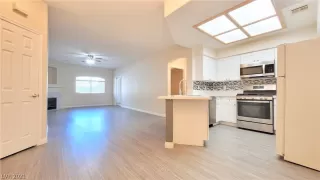 Photo #2: 2323511 Listing 