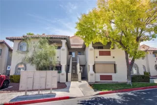 Photo #2: 2323540 Listing