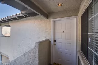 Photo #5: 2323540 Listing