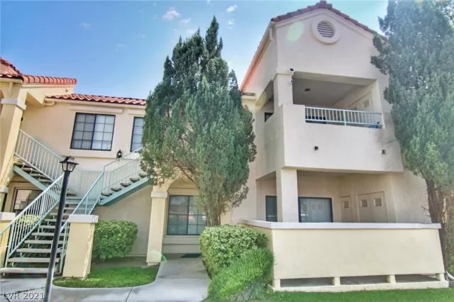 MLS: 2323563 Condo For Sale