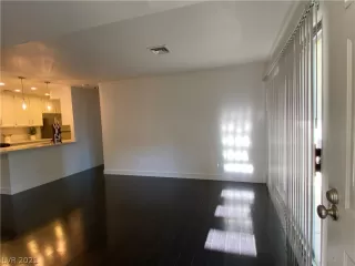 Photo #3: 2323563 Listing 